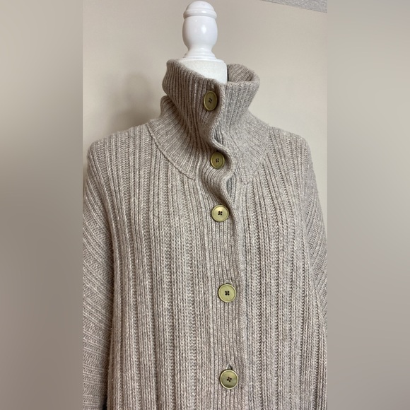 Donna Karan Wool/Cashmere Oversized Cardigan - Picture 2 of 10